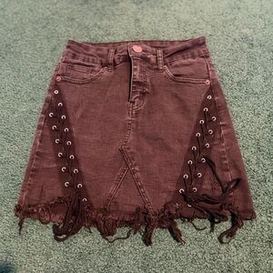 Stylish Black Denim Skirt with Fringe